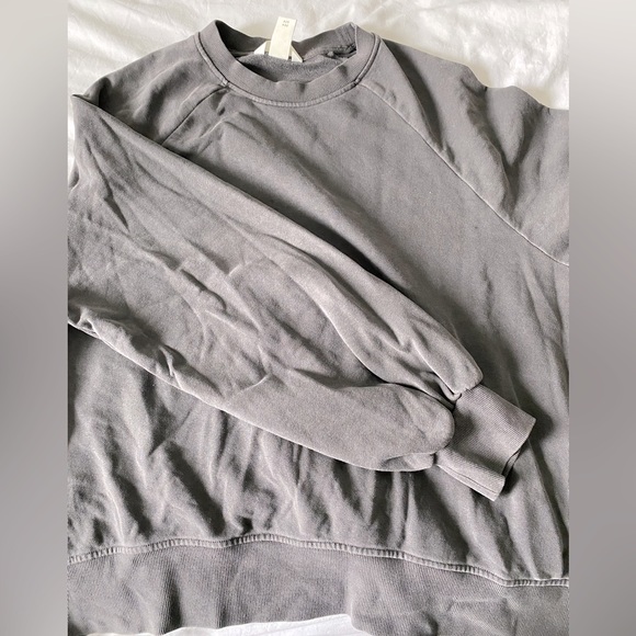 Washed effect crewneck in grey - Picture 1 of 3